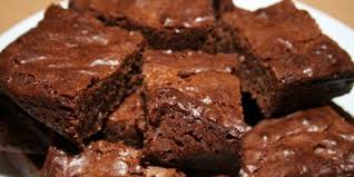 Selain praktis untuk dibuat, brownies tiga bahan juga tergolong murah. Resepi Brownies Simple Dan Sedap