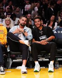 Read customer reviews on los angeles lakers. La Galaxy Courtside Los Angeles Lakers Jonathan Dos Facebook