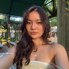 Casual tennis group in Cypress Bend