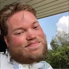 My fiancé passed suddenly 10 weeks before our wedding at the Graceland  Chapel in Vegas. I have tried to put a "wedding" photo together but doesn't  look great. Is there someone who