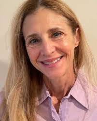 Suzanne Berman's Instagram, Twitter & Facebook