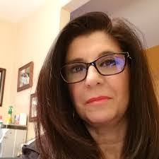 Debra Overfield's Instagram, Twitter & Facebook