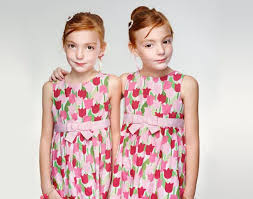 Black And White Identical Twins National Geographic A Thing Or Two About Twins Wtf Fun Facts Identical Twins Twins