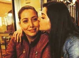 Agladikca sadri'ye kil kapar gicik olurdum. Hande Ercel Annesinin O Mesaji Onun Icindi