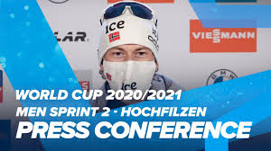 Her på vei til seier i torsdagens sprint. Sturla Holm Laegreid Leads Norwegian Sprint Sweep International Biathlon Union Ibu International Biathlon Union Ibu
