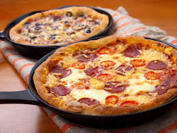 Copycat Pizza Hut Original Pan Pizza Make Your Own Pizza Hut Pan Pizza At Home This Copycat Recipe For The Crust And Sauce Pan Pizza Copykat Recipes Recipes