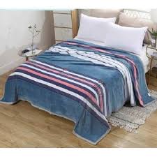Jenis selimut ini biasanya diisi dengan bahan isolasi seperti bulu angsa, bulu poliester atau kapas. Jual Selimut Bulu 180 X 200 Terbaru Harga Murah Blibli Com