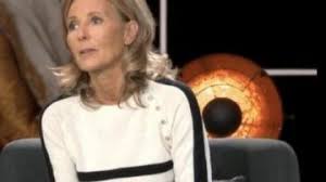 Selon certaines informations, elise lucet aurait retrouvé l'amour auprès d'un certain xavier. Claire Chazal Clothes Outfits Brands Style And Looks Spotern