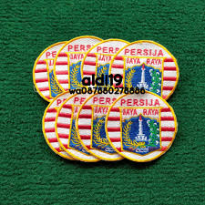 Melihat perkembangan sepak bola di kabupaten jepara, bupati jepara sahlan ridwan (1954) berkeinginan membentuk sebuah kesebelasan milik kabupaten jepara. 35 Gambar Logo Lambang Persija Jakarta Tanpa Warna Paling Baru Lingkar Png