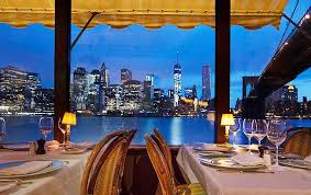 Top 5 Spots For Thanksgiving Dinner With A View In Nyc Restaurant New York Waterfront Dining Cafe New York