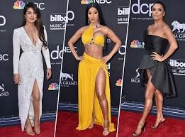 Mais lundi soir, comme à chaque festival, eva longoria a organisé son global gift gala, sur le toit du palais, et il était hors de question pour la desperate housewife de s'y rendre sans son fils. Billboard Music Awards 2019 Priyanka Chopra Cardi B Eva Longoria Decouvrez Tous Les Looks De La Ceremonie