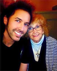 Ann Hudspeth's Instagram, Twitter & Facebook