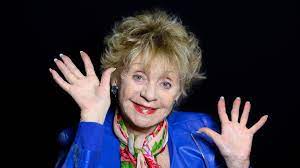 Son véritable nom était léonia baronne cooreman. Deces De La Chanteuse Annie Cordy A L Age De 92 Ans Le Soir