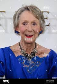 Warren Peters's Instagram, Twitter & Facebook