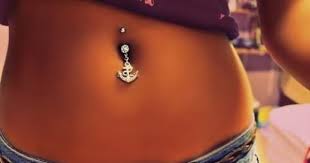 Piercing Gobek Modelleri Google Da Ara Gobek Piercingleri Gobek Deligi Piercing Fikirleri
