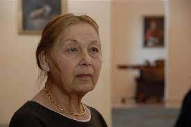 Edith bruck, scrittrice di fama mondiale, poetessa e giornalista ungherese sopravvissuta ad auschwitz, testimone dell'olocausto, nel 2019 è stata insignita. Edith Bruck Alchetron The Free Social Encyclopedia