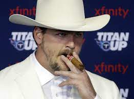 Taylor lewan issues weird, tearful apology after testing positive. With New Deal Taylor Lewan Is Boss Hogg Of Titans O Line