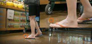 Unaware bug crush in fruit section of store - ThisVid.com