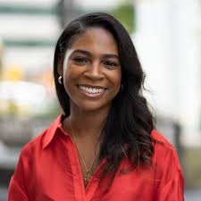 Celebrating Promotions and Emerging Leaders at HR&A