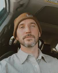 Scott Egan's Instagram, Twitter & Facebook