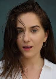 Jessica Revell's Instagram, Twitter & Facebook