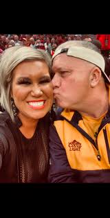 Samantha Picone (@samanthapicone)