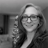 Melissa Sauer's Instagram, Twitter & Facebook