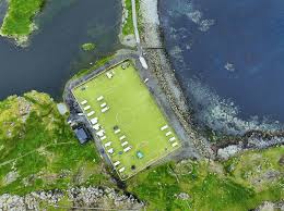 “渔夫”在世界尽头写下绿茵童话：法罗群岛跳动百年的足球心脏