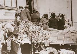اليهود الألمان خلال المحرقة 1939ـ1945 صورة فوتوغرافية موسوعة الهولوكوست