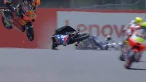 Contatto tra più moto questo incidente avvenuto nella curva cieca dell'arrabbiata ha messo immediatamente fine alla. Fe7to4rjmdcv8m