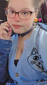 Heyy i'm Ryan looking to make some new friends. Stuff i like : Gaming... My  cat Obi Netflix, horror , fantasy , anime stuff Rock music, old bands,  Outdoor exploring and cooking :