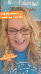 #stitch with @thebittercup Ask me how many times I watched this. #comedian  #comedy #standupcomedy #funny #fyp #foryou #duet #tiktok #duet #viral  #trending #viralvideo #trendingvideo