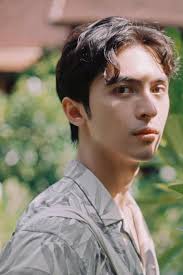 Ngoại hình hút fan của diễn viên Công Dương