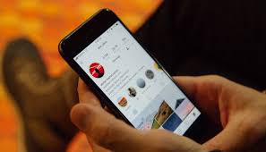A brief overview of how to use branded content tool on instagram. Neues Werbeformat Fur Instagram Branded Content Ads Digital Kommunikation Instagram Feed Influencer Marketing