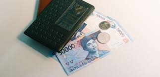 There are currently about 17,000rp to 1 gbp, 12,500 to 1 usd and 14,500 to 1 eur. Anti Money Laundering In Indonesia What You Need To Know