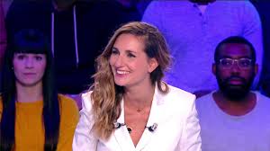 La produzione, che ha un marchio proprio di alta fascia e linee in alleanza con gli stilisti e le maison di alta moda e. Marie Portolano Canal Sport Club Canal Le 24 11 2018 Les Caps De Toma