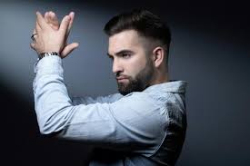 Ainsi, le magazine m du monde lui dédie un long récit. Kendji Girac Le Gipsy Prince Francais