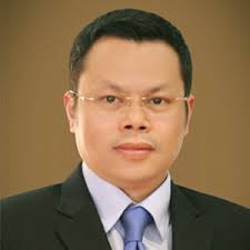 Duy linh là con thứ 2 trong gia đình gồm 4 chị em. Linh D Nguyen Vilaf Vietnam International Law Firm
