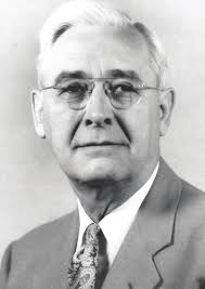 WIU-QC Riverfront Campus opens Foundation's Phonathon raises scholarship  funds