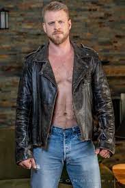 Pin By Jg Maschio On Poilu Hairy Man Celebrities Leather Jacket Leather Jacket Men Leather Jacket