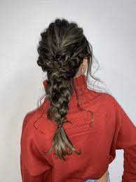 ヘアアクセサリー ヘアアレンジ ヘアセット ヘアメイク 編み込み くるりんぱ 美容院 美容室 ポニーテール シニヨン お団子 パーティー 結婚式 二次会 デート 女子会 コンサート ライブ フェス ヘアアレンジ トレンドヘアカラー ハンサムショート