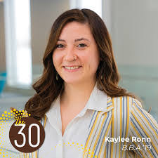 Hope Mchugh's Instagram, Twitter & Facebook