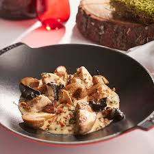 Blanquette De Ris De Veau Au Cidre Champignons Et Grattons A L Estragon A Vos Assiettes Recettes De Cuisine Illustrees