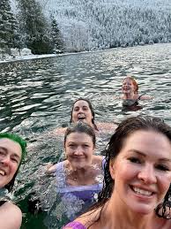 Let the snow fall and it will be beautiful ...❄️☃️🎻🎄❄️☃️🎻🎄