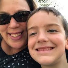 Kelly Coldren's Instagram, Twitter & Facebook