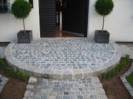 Gartengestaltung Pflasterarbeiten Speziell Dienstleistungen Rund Ums Haus Gewerblich Aus Hallerndorf Moderne Gartenentwurfe Pflasterarbeiten Steinterrassen