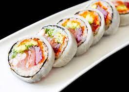 The 9 Prettiest Pieces Of Sushi In New York City Japanese Food Los Angeles Best Sushi Food