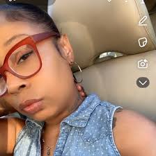 Using coral and grey for a wedding?