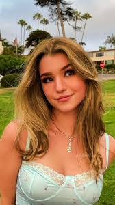 Ivy Stearns's Instagram, Twitter & Facebook