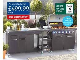The grouted seams should be depressed enough so that when you will run a pizza peel or casserole across the oven floor it will not bump against the grout and possibly chip. Aldi S New Outdoor Kitchen And Huge Pizza Oven Are Here For Summer The Independent